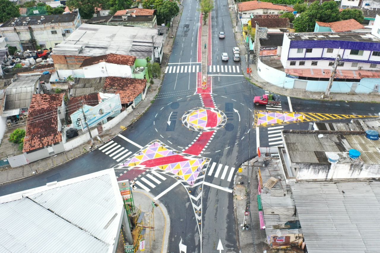 Prioridade dos pedestres: em Beberibe, CTTU aumenta o espaço para travessias e aposta no urbanismo tático para humanização tráfego