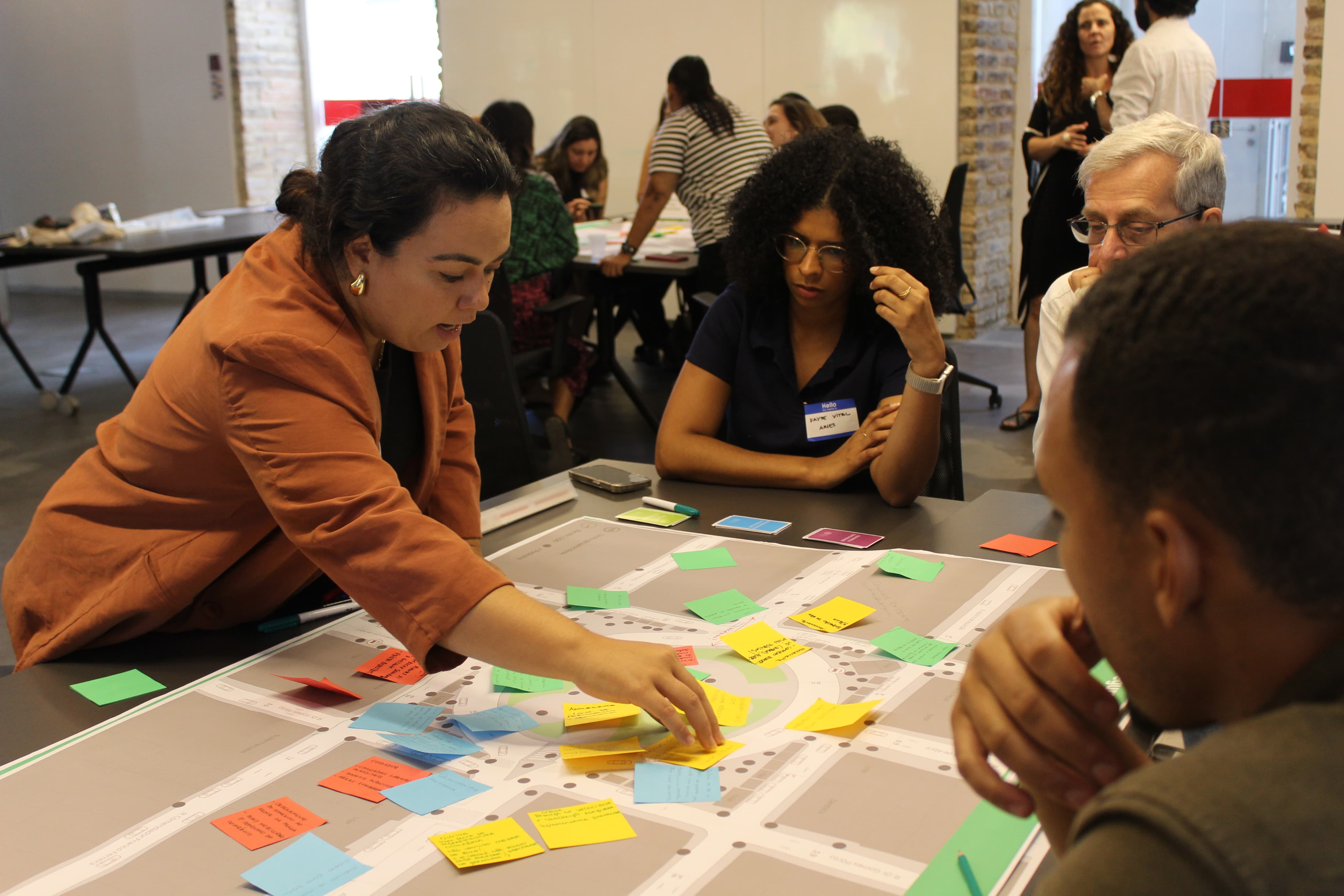 Workshop capacita técnicos da Prefeitura do Recife para projetos de ruas para crianças