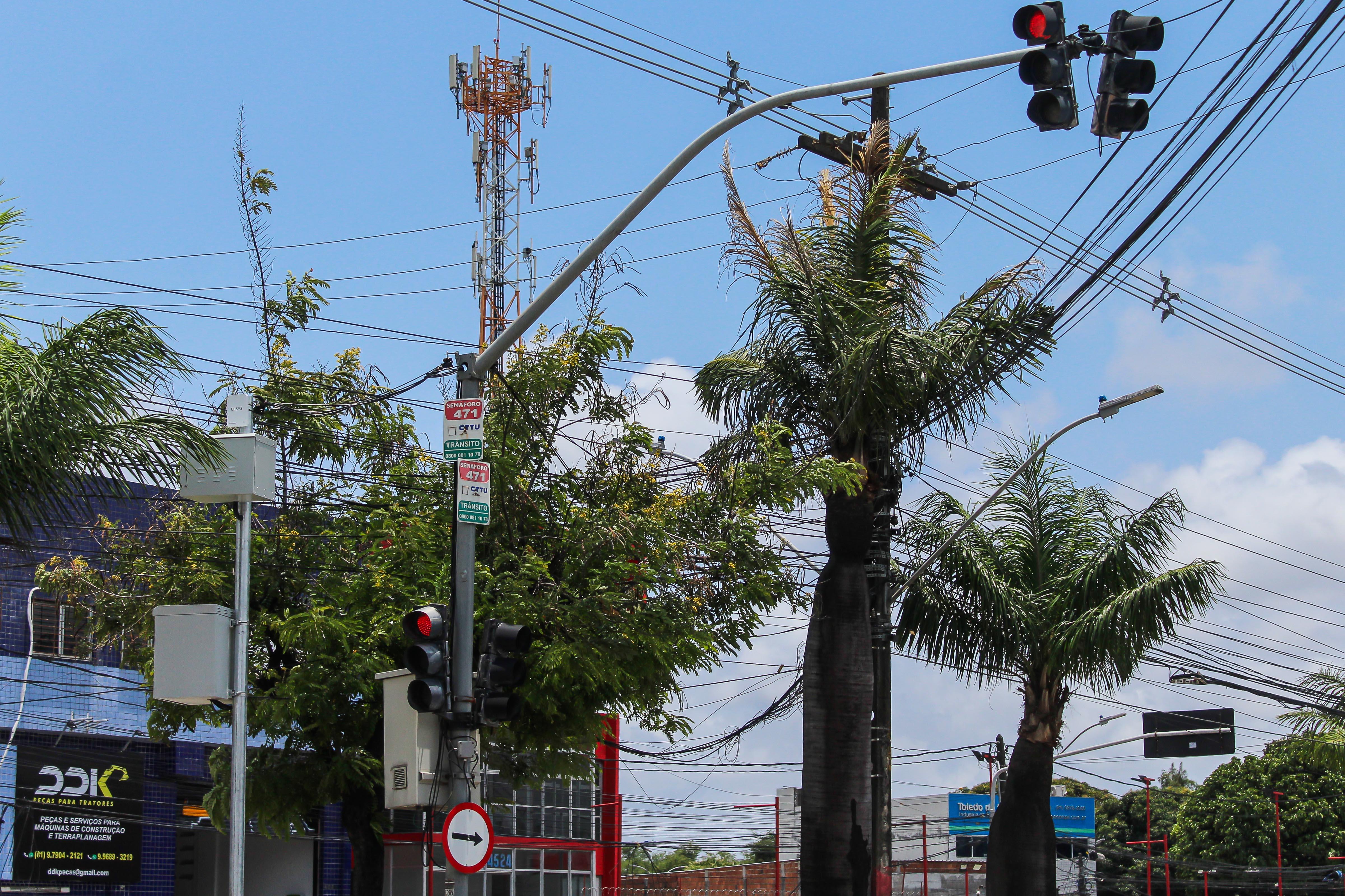 Prefeitura do Recife realiza investimentos em rede semafórica