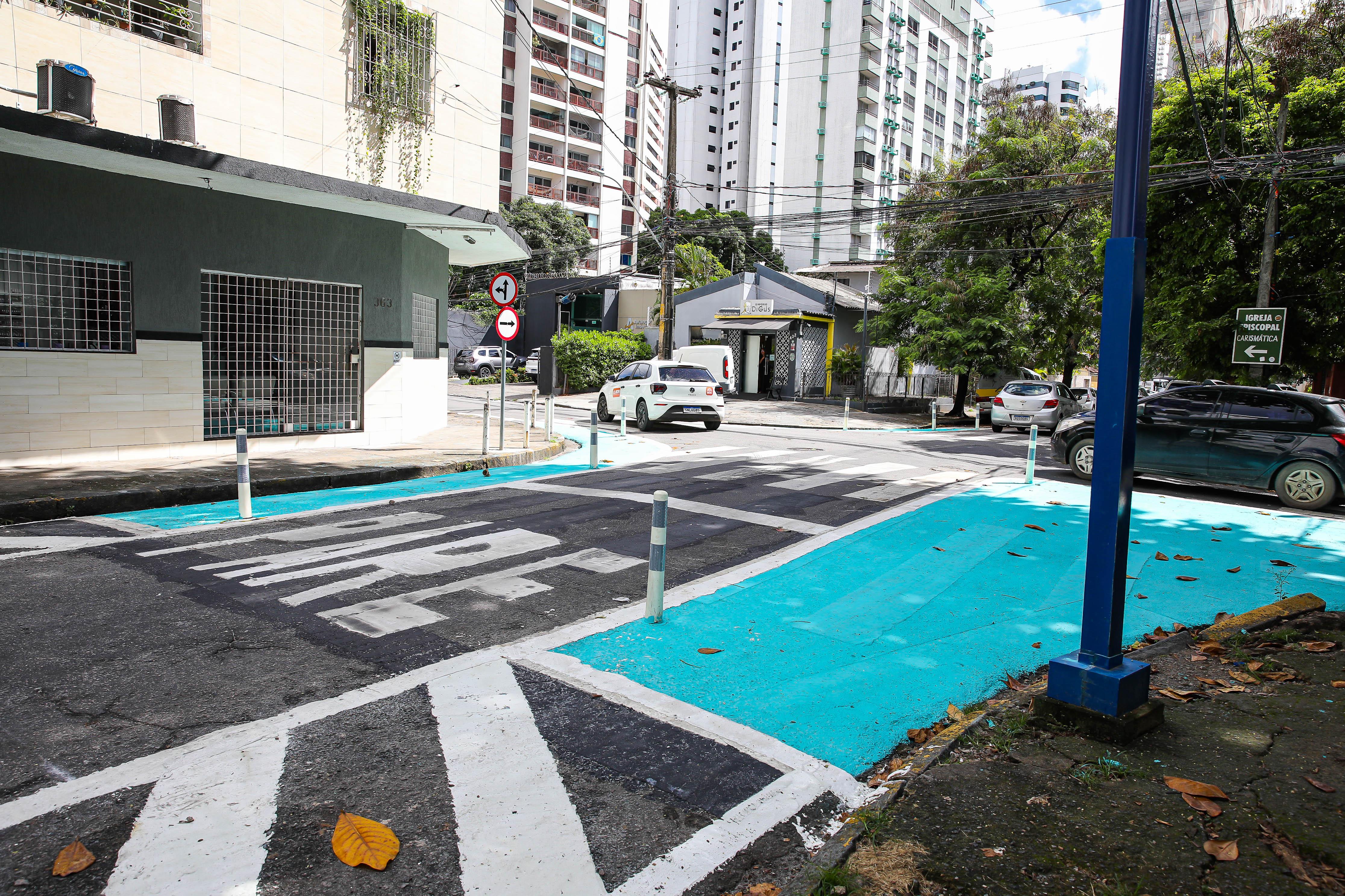 Prefeitura do Recife entrega novo projeto de melhorias em via, nos aflitos 
