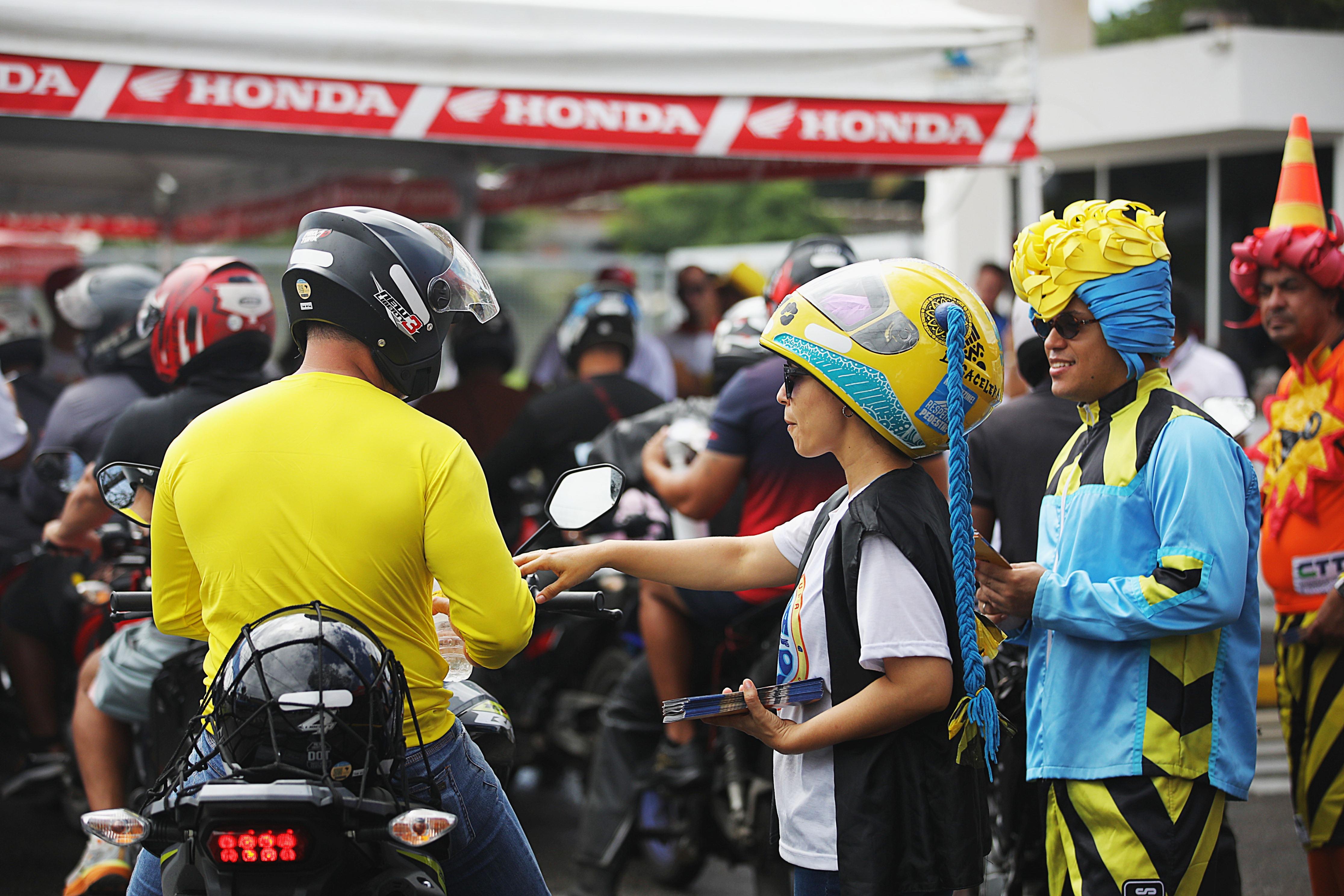 CTTU participa de ação educativa da Honda voltada à segurança de motociclistas