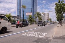 Nova faixa exclusiva para transporte coletivo na Avenida Antônio de Góes, no Recife