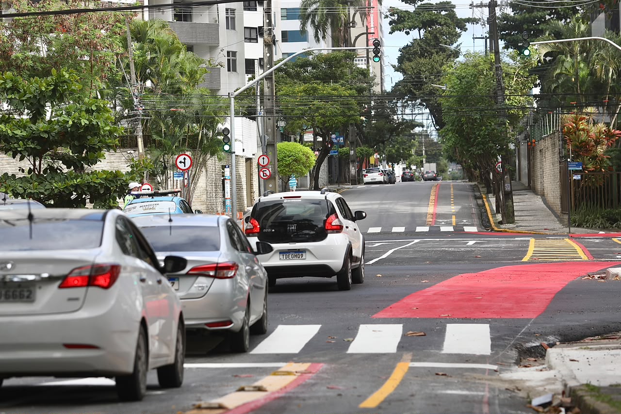Fotos: Helia Scheppa e Reidson Filho (áreas)/Prefeitura do Recife